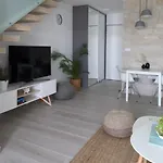 Apartment Beachfront Deluxe *