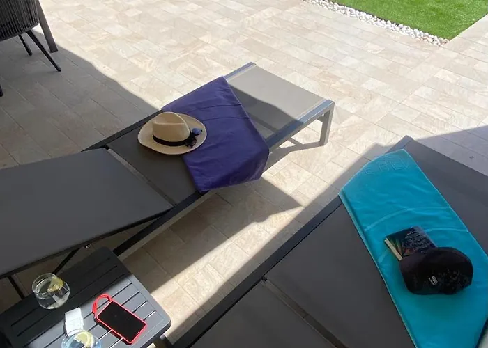 아파트 Beachfront Deluxe